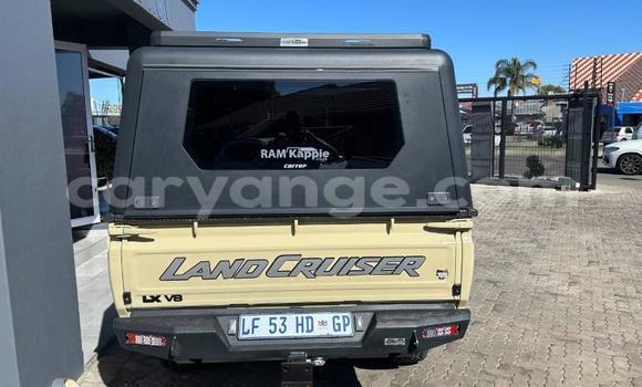 Buy Used Toyota Land Cruiser Beige Car in Windhoek in Namibia Buy Used Toyota Land Cruiser Beige Car in Windhoek in Namibia