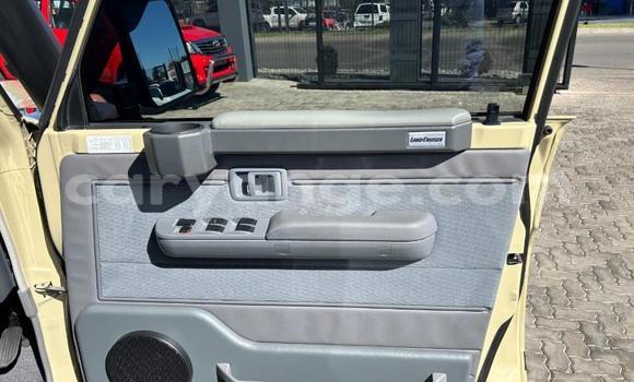 Buy Used Toyota Land Cruiser Beige Car in Windhoek in Namibia Buy Used Toyota Land Cruiser Beige Car in Windhoek in Namibia