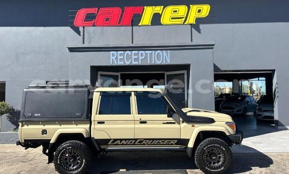Buy Used Toyota Land Cruiser Beige Car in Windhoek in Namibia Buy Used Toyota Land Cruiser Beige Car in Windhoek in Namibia