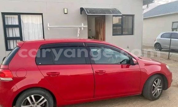 Acheter Occasion Voiture Volkswagen Golf Rouge à Windhoek, Namibie Acheter Occasion Voiture Volkswagen Golf Rouge à Windhoek, Namibie