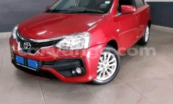 Acheter Occasion Voiture Toyota Etios Rouge à Gobabis, Omaheke