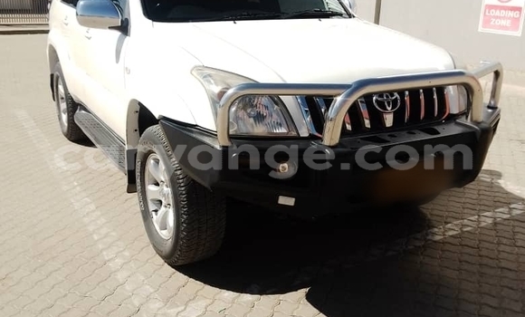 Acheter Occasion Voiture Toyota Land Cruiser Prado Blanc à Okahandja, Namibie Acheter Occasion Voiture Toyota Land Cruiser Prado Blanc à Okahandja, Namibie