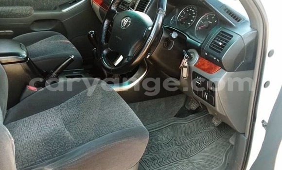 Acheter Occasion Voiture Toyota Land Cruiser Prado Blanc à Okahandja, Namibie Acheter Occasion Voiture Toyota Land Cruiser Prado Blanc à Okahandja, Namibie