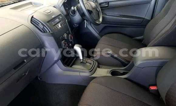 Buy Used Isuzu D–MAX White Car in Windhoek in Namibia Buy Used Isuzu D–MAX White Car in Windhoek in Namibia