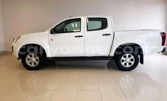 Buy Used Isuzu D–MAX White Car in Windhoek in Namibia Buy Used Isuzu D–MAX White Car in Windhoek in Namibia