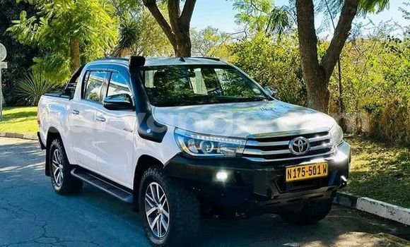 Buy Used Toyota Grand HiAce Other Car in Windhoek in Namibia