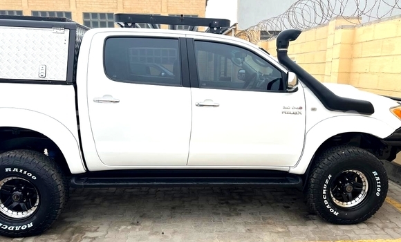 Acheter Occasion Voiture Toyota Hilux Blanc à Walvis Bay, Namibie Acheter Occasion Voiture Toyota Hilux Blanc à Walvis Bay, Namibie