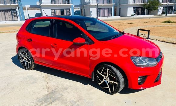 Acheter Occasion Voiture Volkswagen Polo Rouge à Windhoek, Namibie