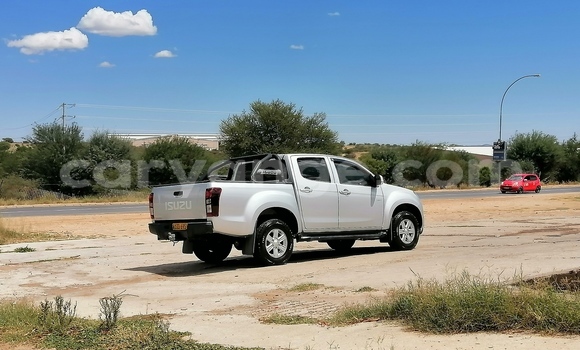 Buy Used Isuzu KB Silver Car in Windhoek in Namibia Buy Used Isuzu KB Silver Car in Windhoek in Namibia
