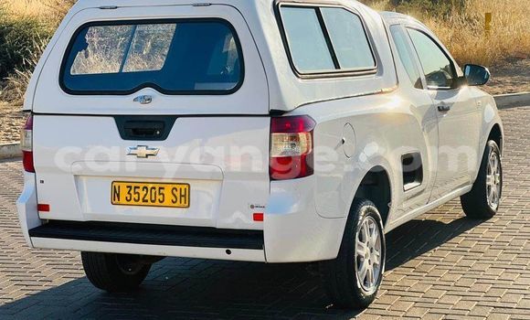 Buy Used Chevrolet Astro White Car in Gobabis in Omaheke Buy Used Chevrolet Astro White Car in Gobabis in Omaheke
