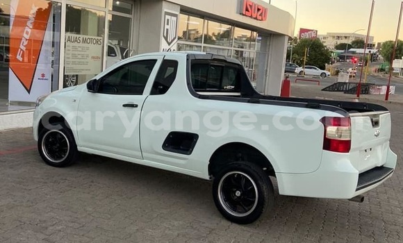 Buy Used Chevrolet Uplander White Car in Henties Bay in Erongo Buy Used Chevrolet Uplander White Car in Henties Bay in Erongo