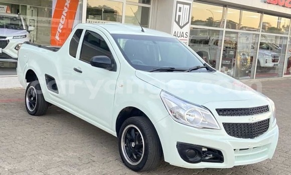 Buy Used Chevrolet Uplander White Car in Henties Bay in Erongo Buy Used Chevrolet Uplander White Car in Henties Bay in Erongo