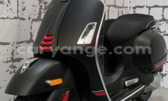 Buy Used Vespa GTS Black Bike in Windhoek in Namibia