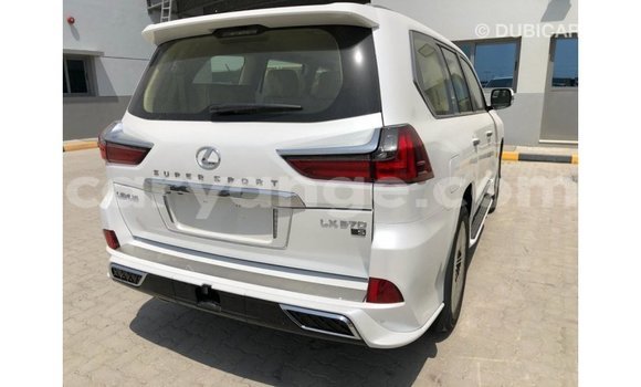 Acheter Import Voiture Lexus LX Blanc à Import - Dubai, Namibie Acheter Import Voiture Lexus LX Blanc à Import - Dubai, Namibie