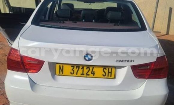 Acheter Occasion Voiture BMW E3 Blanc à Windhoek, Namibie Acheter Occasion Voiture BMW E3 Blanc à Windhoek, Namibie