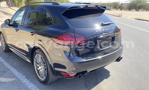 Acheter Occasion Voiture Porsche Cayenne Noir à Windhoek, Namibie Acheter Occasion Voiture Porsche Cayenne Noir à Windhoek, Namibie