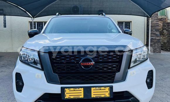 Acheter Occasion Voiture Nissan Navara Blanc à Windhoek, Namibie Acheter Occasion Voiture Nissan Navara Blanc à Windhoek, Namibie