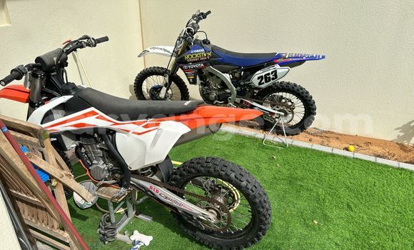 Acheter Occasion Moto Yamaha YZ450F Bleu à Windhoek, Namibie