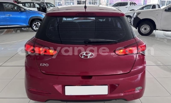 Acheter Occasion Voiture Hyundai I20 Rouge à Gobabis, Omaheke Acheter Occasion Voiture Hyundai I20 Rouge à Gobabis, Omaheke