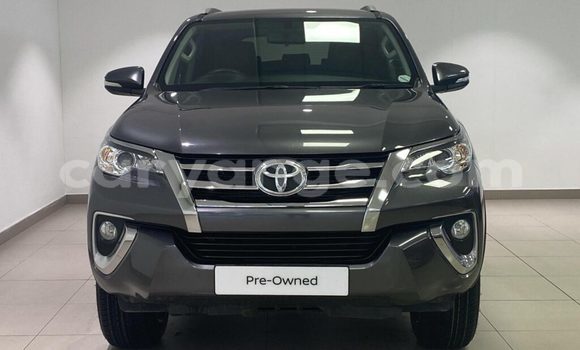 Acheter Occasion Voiture Toyota Fortuner Gris à Aranos, Hardap Acheter Occasion Voiture Toyota Fortuner Gris à Aranos, Hardap