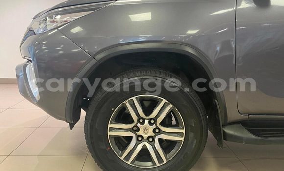 Acheter Occasion Voiture Toyota Fortuner Gris à Aranos, Hardap Acheter Occasion Voiture Toyota Fortuner Gris à Aranos, Hardap