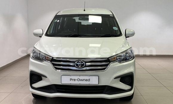 Buy Used Toyota Corolla Rumion White Car in Bethanien in Karas Buy Used Toyota Corolla Rumion White Car in Bethanien in Karas