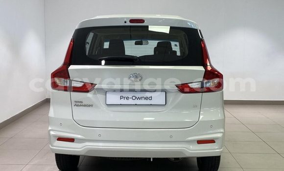 Buy Used Toyota Corolla Rumion White Car in Bethanien in Karas Buy Used Toyota Corolla Rumion White Car in Bethanien in Karas