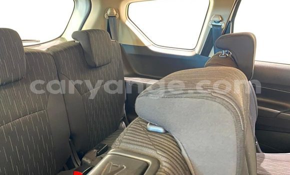 Buy Used Toyota Corolla Rumion White Car in Bethanien in Karas Buy Used Toyota Corolla Rumion White Car in Bethanien in Karas