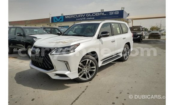 Acheter Import Voiture Lexus LX Blanc à Import - Dubai, Namibie Acheter Import Voiture Lexus LX Blanc à Import - Dubai, Namibie
