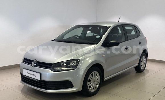 Acheter Occasion Voiture Volkswagen Polo Gris à Grootfontein, Namibie