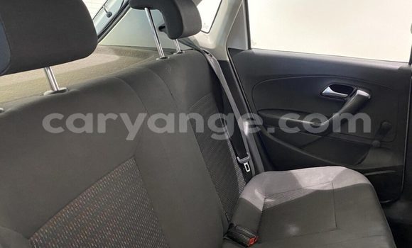 Acheter Occasion Voiture Volkswagen Polo Gris à Grootfontein, Namibie Acheter Occasion Voiture Volkswagen Polo Gris à Grootfontein, Namibie