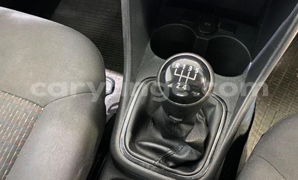 Acheter Occasion Voiture Volkswagen Polo Gris à Grootfontein, Namibie Acheter Occasion Voiture Volkswagen Polo Gris à Grootfontein, Namibie