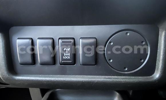 Acheter Occasion Voiture Nissan Navara Gris à Arandis, Kunene Acheter Occasion Voiture Nissan Navara Gris à Arandis, Kunene