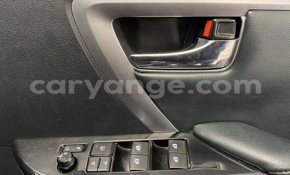 Acheter Occasion Voiture Toyota Fortuner Gris à Grootfontein, Namibie Acheter Occasion Voiture Toyota Fortuner Gris à Grootfontein, Namibie