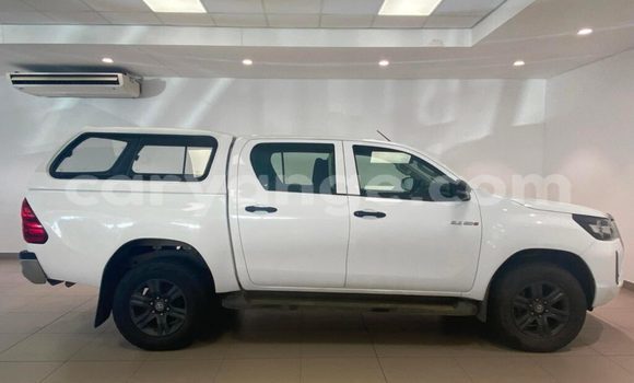 Buy Used Toyota Hilux White Car in Grootfontein in Namibia Buy Used Toyota Hilux White Car in Grootfontein in Namibia