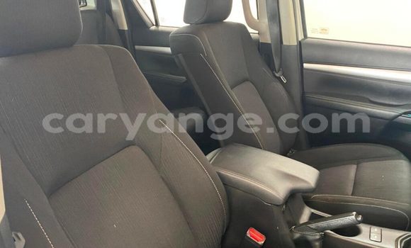 Buy Used Toyota Hilux White Car in Grootfontein in Namibia Buy Used Toyota Hilux White Car in Grootfontein in Namibia