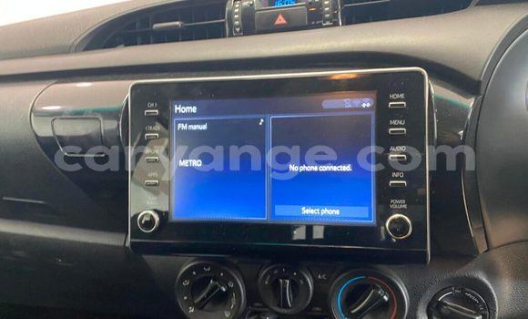 Buy Used Toyota Hilux White Car in Grootfontein in Namibia Buy Used Toyota Hilux White Car in Grootfontein in Namibia