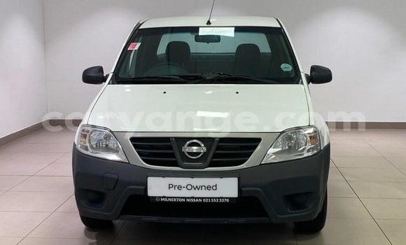 Acheter Occasion Voiture Nissan Pickup Blanc à Arandis, Kunene Acheter Occasion Voiture Nissan Pickup Blanc à Arandis, Kunene