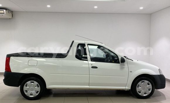 Acheter Occasion Voiture Nissan Pickup Blanc à Arandis, Kunene Acheter Occasion Voiture Nissan Pickup Blanc à Arandis, Kunene