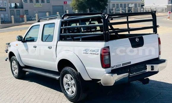 Buy Used Nissan NP 300 Other Car in Windhoek in Namibia Buy Used Nissan NP 300 Other Car in Windhoek in Namibia