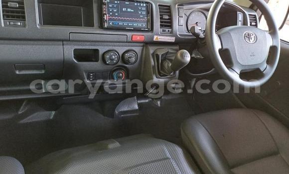 Buy Used Toyota Hi Ace White Car in Windhoek in Namibia Buy Used Toyota Hi Ace White Car in Windhoek in Namibia