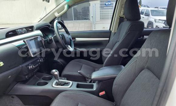 Buy Used Toyota Hilux White Car in Windhoek in Namibia Buy Used Toyota Hilux White Car in Windhoek in Namibia