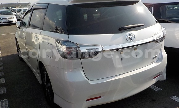 Buy Used Toyota Wish White Car in Windhoek in Namibia Buy Used Toyota Wish White Car in Windhoek in Namibia
