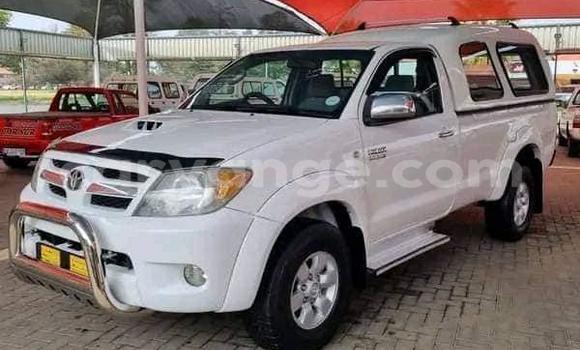 Buy Used Toyota Hilux White Car in Windhoek in Namibia Buy Used Toyota Hilux White Car in Windhoek in Namibia