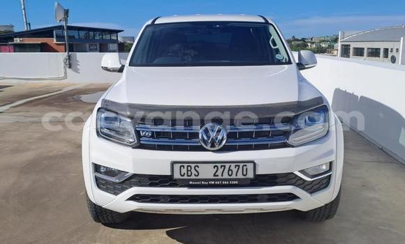 Buy Used Volkswagen Amarok White Car in Windhoek in Namibia Buy Used Volkswagen Amarok White Car in Windhoek in Namibia