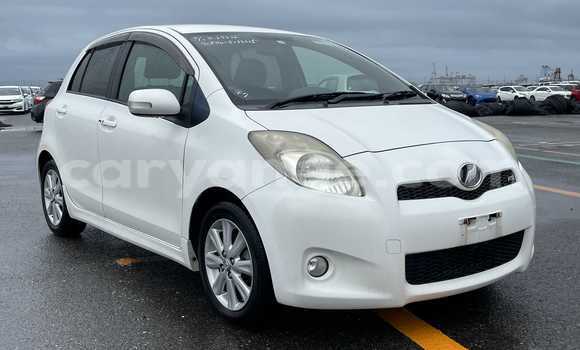 Buy Used Toyota Vitz White Car in Windhoek in Namibia