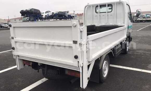 Buy Used Mitsubishi Van White Truck in Windhoek in Namibia Buy Used Mitsubishi Van White Truck in Windhoek in Namibia