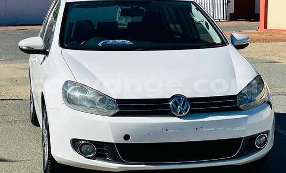 Acheter Occasion Voiture Volkswagen Golf Blanc à Bethanien, Karas