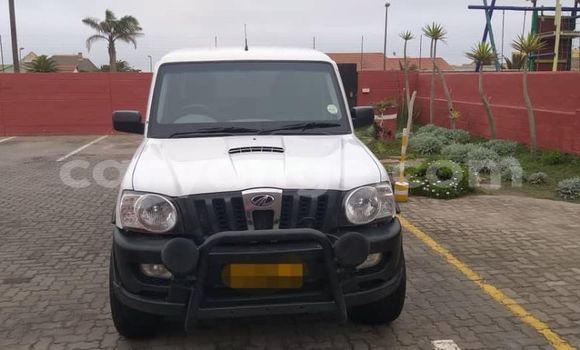 Acheter Occasion Voiture Mahindra CL Blanc à Grootfontein, Namibie Acheter Occasion Voiture Mahindra CL Blanc à Grootfontein, Namibie