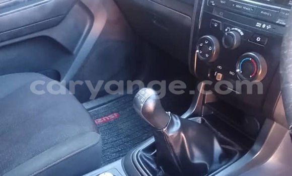 Acheter Occasion Voiture Isuzu KB Blanc à Grootfontein, Namibie Acheter Occasion Voiture Isuzu KB Blanc à Grootfontein, Namibie